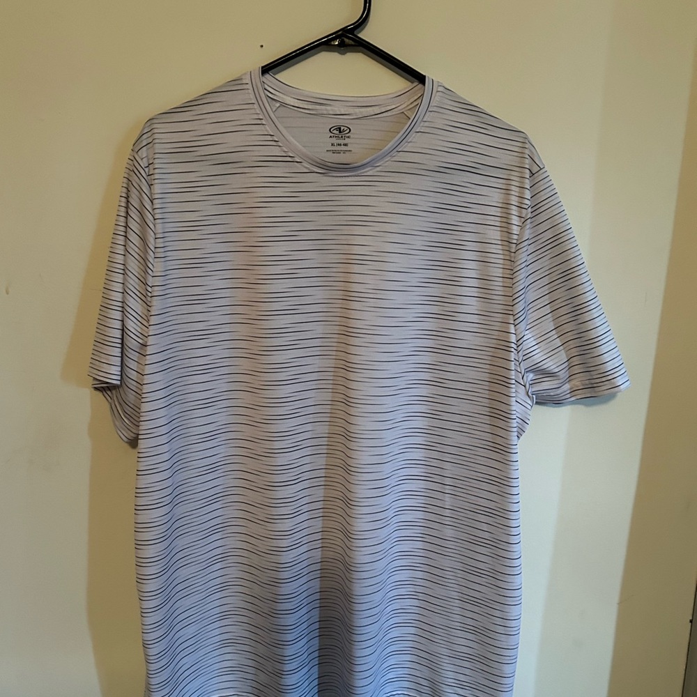 Athletic Works Men’s Shirt XL